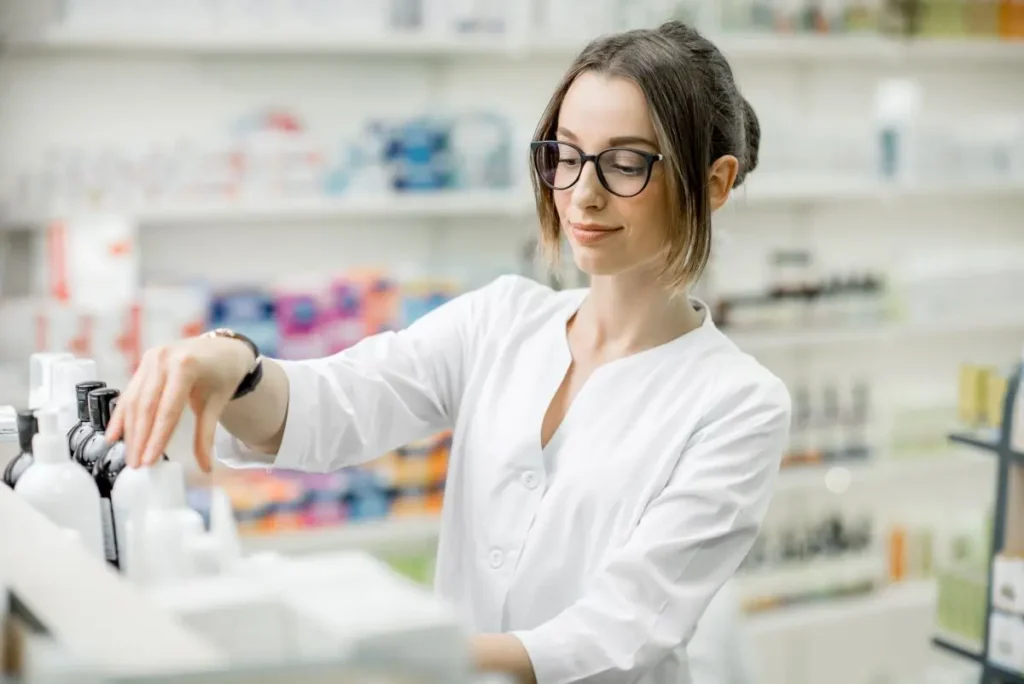 qué impuestos paga el comprador de una farmacia en España gestión en farmacia tras compra